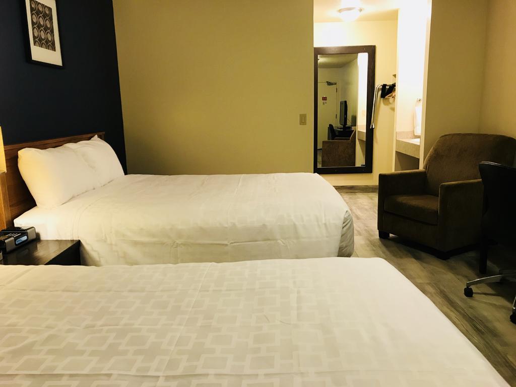 Empire Inn & Suites Penhold Zewnętrze zdjęcie