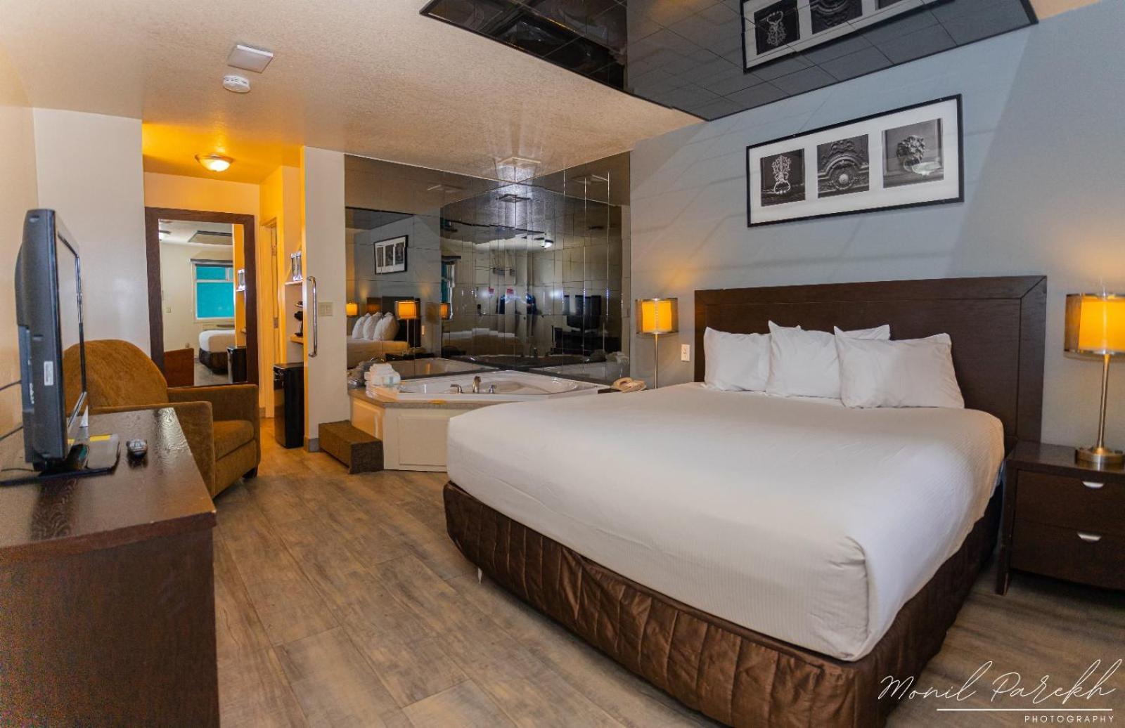 Empire Inn & Suites Penhold Zewnętrze zdjęcie