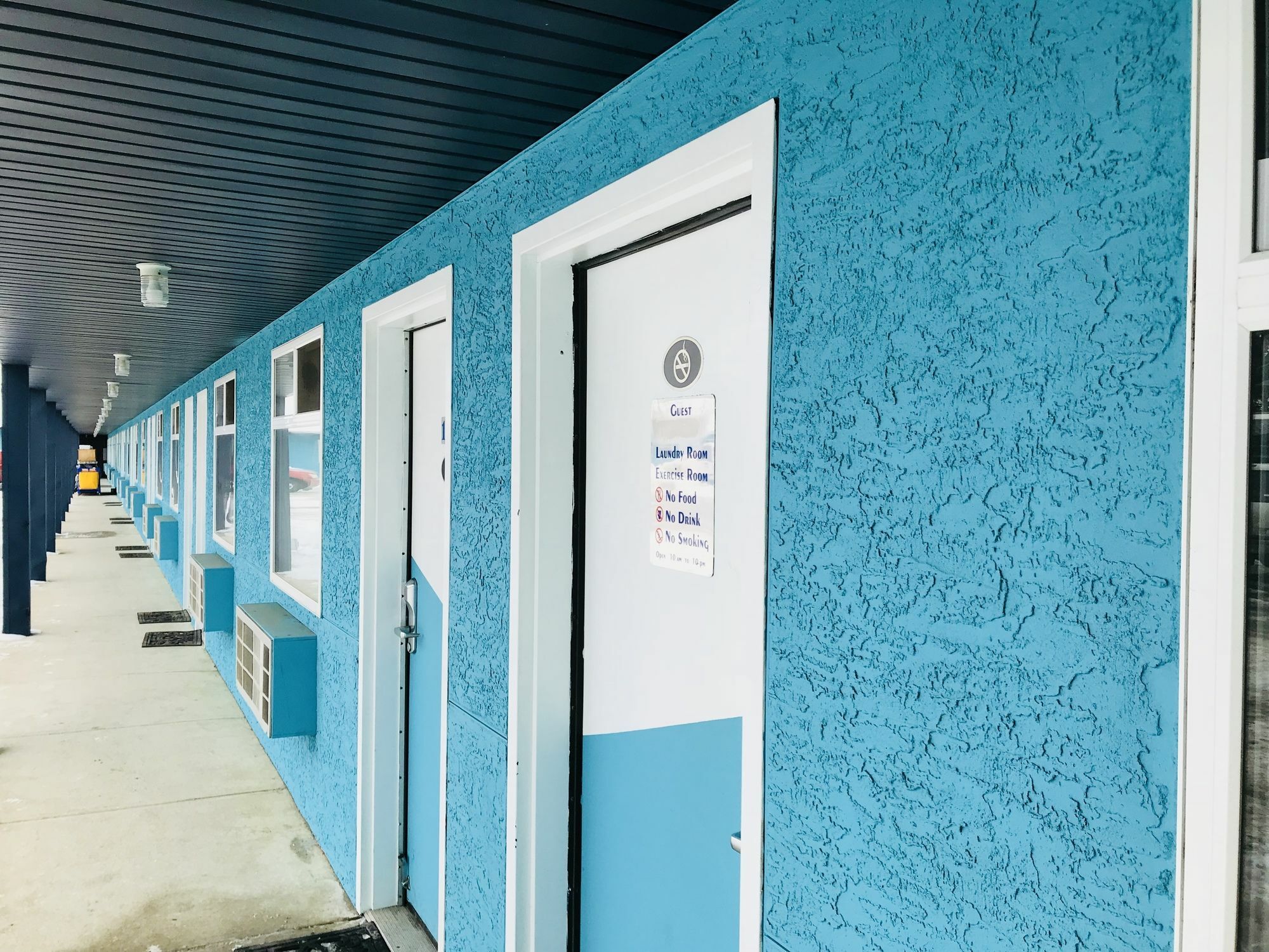 Empire Inn & Suites Penhold Zewnętrze zdjęcie